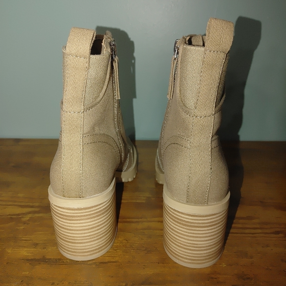 Dolce Vita Stylish Tan Women's Ankle Combat Boots Size 8.5 - Picture 2 of 10